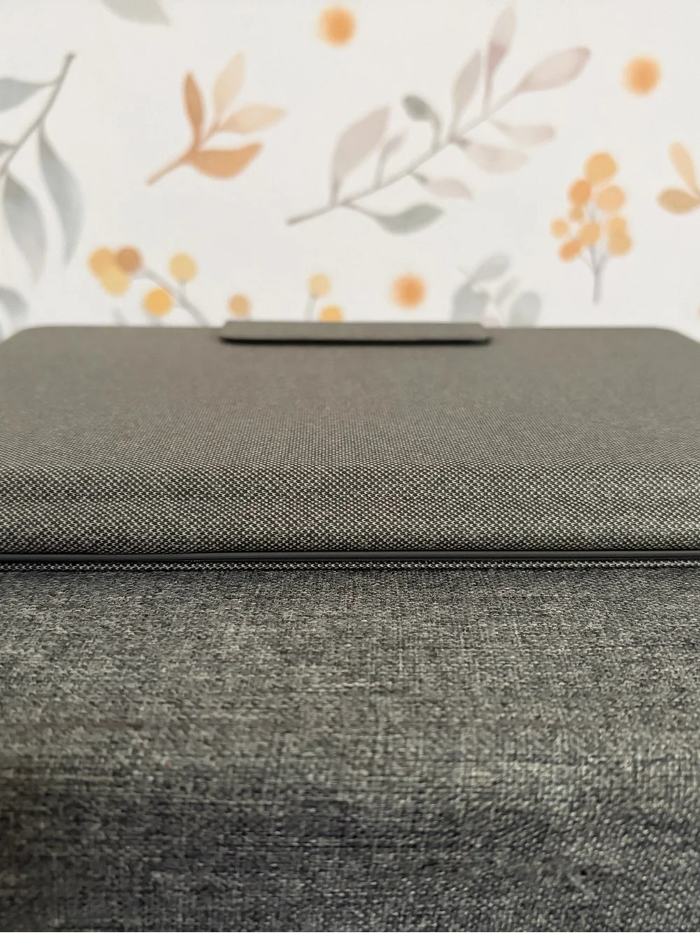 Folio Touch Tablet Keyboard Case in Grey